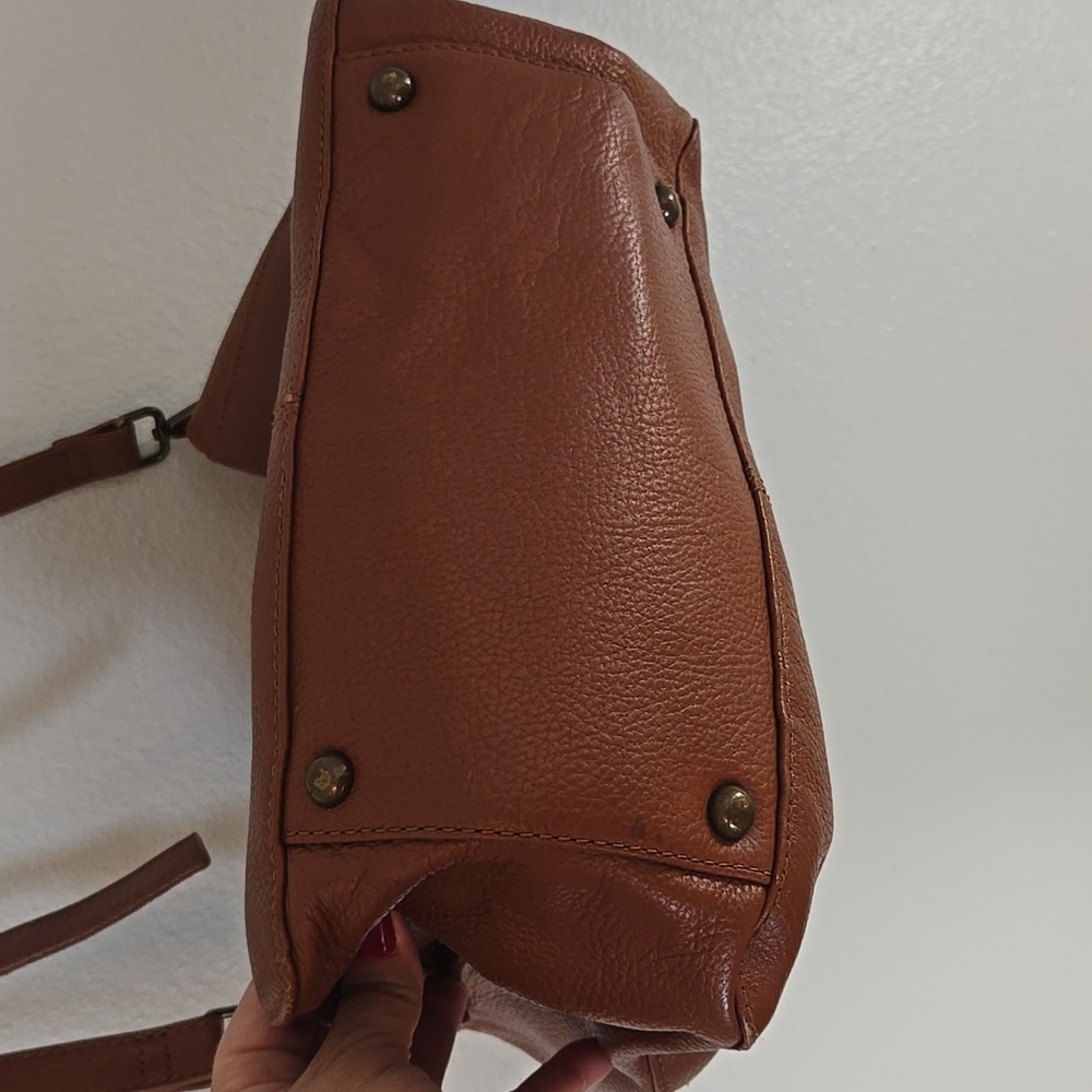 Rachel Roy Brown leather bag with wooden handles *One Handle Is Broken! - Picture 7 of 7